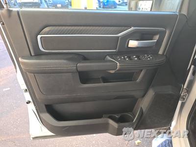 2026 Ram 2500 Big Horn Crew Cab Medium Bed - zdjęcie 9 z 27 - miniatura