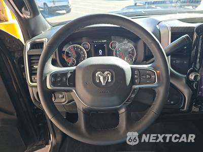 2026 Ram 2500 Big Horn Crew Cab Medium Bed - zdjęcie 10 z 27 - miniatura