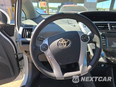 2012 Toyota Prius v Three - zdjęcie 4 z 29 - miniatura