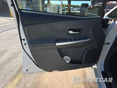 2012 Toyota Prius v Three - zdjęcie 3 z 29 - miniatura