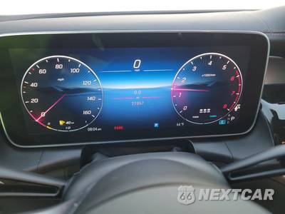 2025 Mercedes-Benz GLC 300 4MATIC - zdjęcie 12 z 21 - miniatura