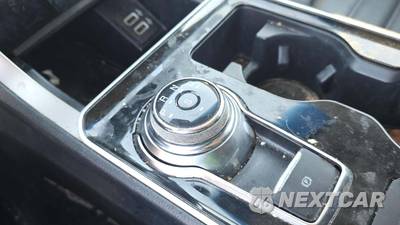 2020 Ford Edge SEL - zdjęcie 27 z 42 - miniatura
