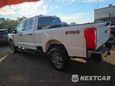 2025 Ford Super Duty F-250 XLT Crew Cab Medium Bed - zdjęcie 6 z 41 - miniatura