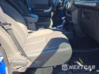 2015 Jeep Wrangler Unlimited Rubicon - zdjęcie 8 z 35 - miniatura