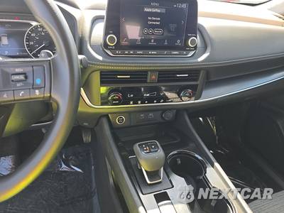 2023 Nissan Rogue SV - zdjęcie 11 z 22 - miniatura