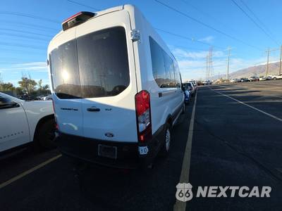 2026 Ford Transit Passenger Van XLT Medium Roof 148.0" WB - zdjęcie 4 z 22 - miniatura
