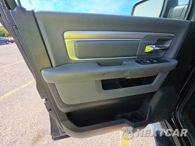 2016 Ram 1500 Big Horn Crew Cab Short Bed - zdjęcie 9 z 22 - miniatura