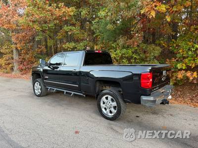 2018 Chevrolet Silverado 2500HD LTZ Crew Cab Medium Bed 1LZ - zdjęcie 3 z 48 - miniatura