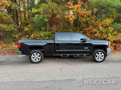 2018 Chevrolet Silverado 2500HD LTZ Crew Cab Medium Bed 1LZ - zdjęcie 6 z 48 - miniatura