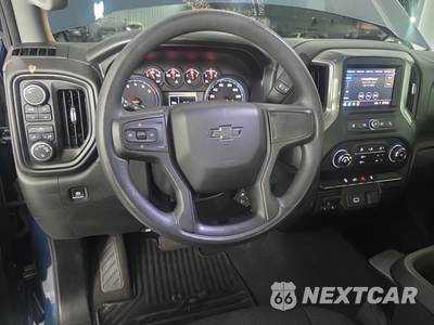 2020 Chevrolet Silverado 1500 Custom Trail Boss Crew Cab Short Bed 2CX - zdjęcie 8 z 16 - miniatura