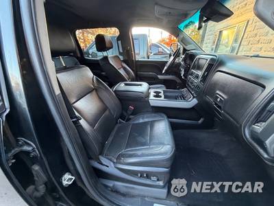 2018 Chevrolet Silverado 2500HD LTZ Crew Cab Medium Bed 1LZ - zdjęcie 12 z 48 - miniatura