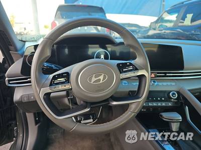2025 Hyundai Elantra SEL Convenience - zdjęcie 10 z 23 - miniatura