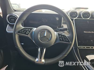 2026 Mercedes-Benz GLC 300 - zdjęcie 10 z 18 - miniatura