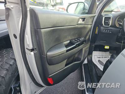 2021 Kia Sportage EX - zdjęcie 9 z 19 - miniatura