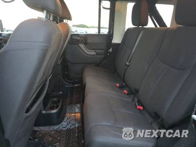 2015 Jeep Wrangler Unlimited Sport - zdjęcie 13 z 33 - miniatura