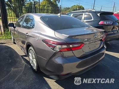2023 Toyota Camry LE - zdjęcie 6 z 20 - miniatura