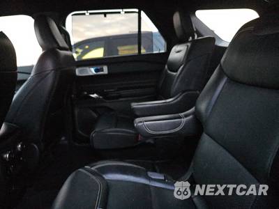 2021 Ford Explorer ST - zdjęcie 13 z 28 - miniatura