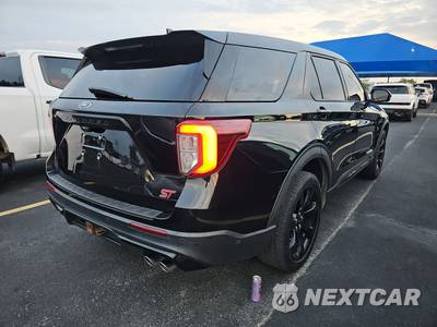 2021 Ford Explorer ST - zdjęcie 4 z 28 - miniatura