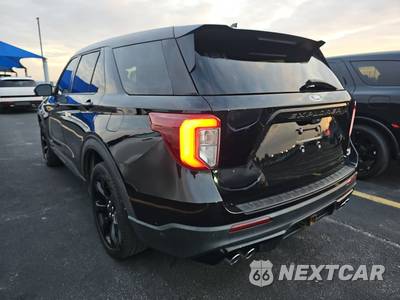 2021 Ford Explorer ST - zdjęcie 6 z 28 - miniatura