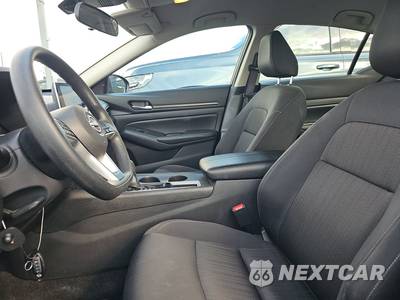 2025 Nissan Altima SV - zdjęcie 7 z 23 - miniatura