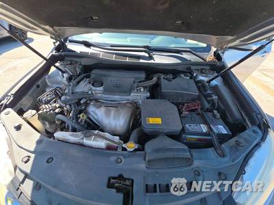 2015 Toyota Camry LE - zdjęcie 15 z 29 - miniatura