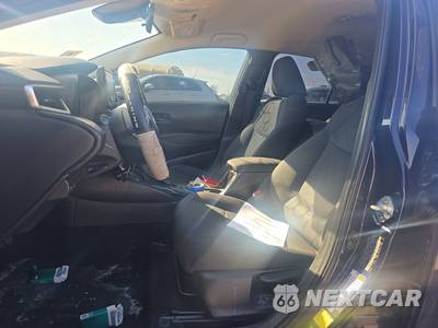 2022 Toyota Corolla LE Sedan - zdjęcie 7 z 38 - miniatura