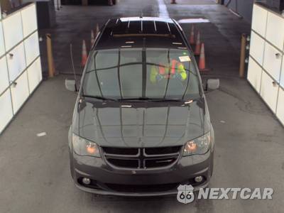 2020 Dodge Grand Caravan GT 121.2" WB - zdjęcie 2 z 33 - miniatura