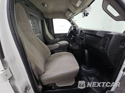 2020 GMC Savana 2500 Cargo Van 1WT 135.2" WB - zdjęcie 8 z 43 - miniatura