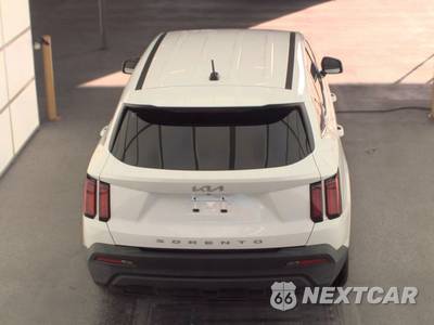 2022 Kia Sorento LX - zdjęcie 5 z 29 - miniatura