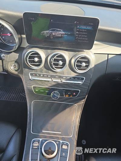 2020 Mercedes-Benz C 300 Sedan - zdjęcie 11 z 32 - miniatura