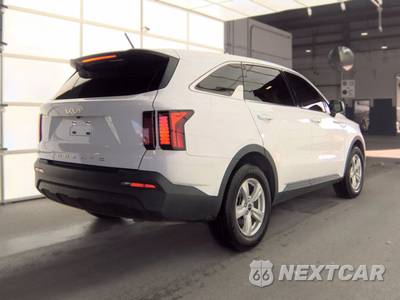 2022 Kia Sorento LX - zdjęcie 4 z 29 - miniatura