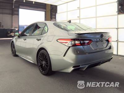 2020 Toyota Camry SE Nightshade - zdjęcie 6 z 26 - miniatura