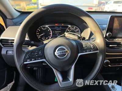 2021 Nissan Altima SV - zdjęcie 10 z 35 - miniatura