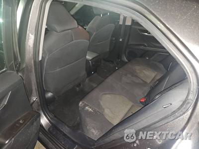 2024 Toyota Camry LE - zdjęcie 13 z 32 - miniatura