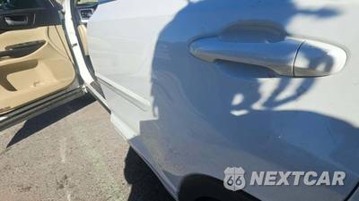 2016 Toyota Highlander XLE - zdjęcie 29 z 31 - miniatura