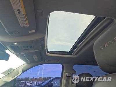 2015 GMC Sierra 1500 Denali Crew Cab Short Bed 5SA - zdjęcie 17 z 21 - miniatura
