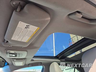 2018 Toyota Camry XSE - zdjęcie 17 z 28 - miniatura