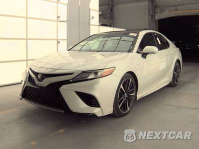 2018 Toyota Camry XSE - zdjęcie 1 z 28 - miniatura