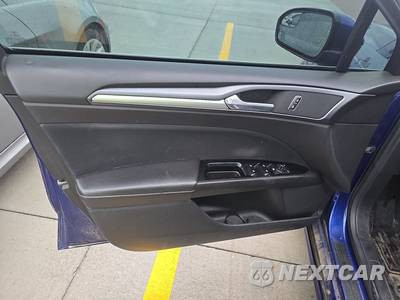 2014 Ford Fusion SE - zdjęcie 9 z 17 - miniatura
