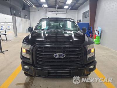 2016 Ford F-150 XLT Crew Cab Short Bed - zdjęcie 2 z 17 - miniatura