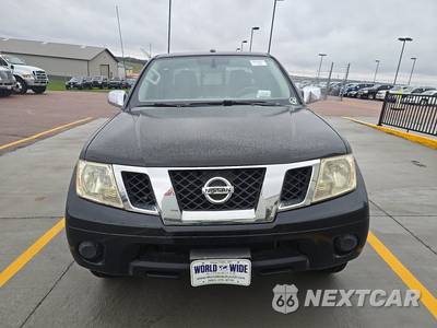 2017 Nissan Frontier SV Crew Cab Medium Bed - zdjęcie 2 z 17 - miniatura