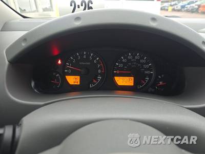 2017 Nissan Frontier SV Crew Cab Medium Bed - zdjęcie 12 z 17 - miniatura