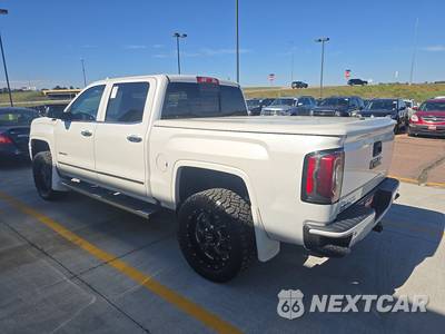 2018 GMC Sierra 1500 Denali Crew Cab Short Bed 5SA - zdjęcie 6 z 36 - miniatura