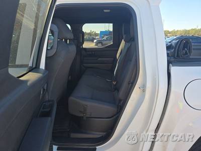 2025 Toyota Tacoma SR Crew Cab Medium Bed - zdjęcie 13 z 24 - miniatura