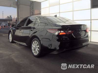 2024 Toyota Camry LE - zdjęcie 6 z 35 - miniatura