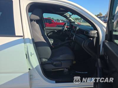 2025 Toyota Tacoma SR Crew Cab Medium Bed - zdjęcie 8 z 24 - miniatura