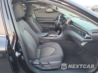2024 Toyota Camry LE - zdjęcie 8 z 35 - miniatura