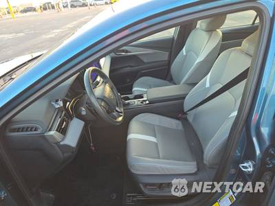 2025 Toyota Camry SE - zdjęcie 7 z 28 - miniatura