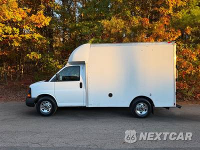 2014 Chevrolet Express 3500 Cutaway 1WT - zdjęcie 2 z 22 - miniatura