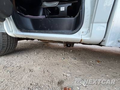 2014 Chevrolet Express 3500 Cutaway 1WT - zdjęcie 12 z 22 - miniatura